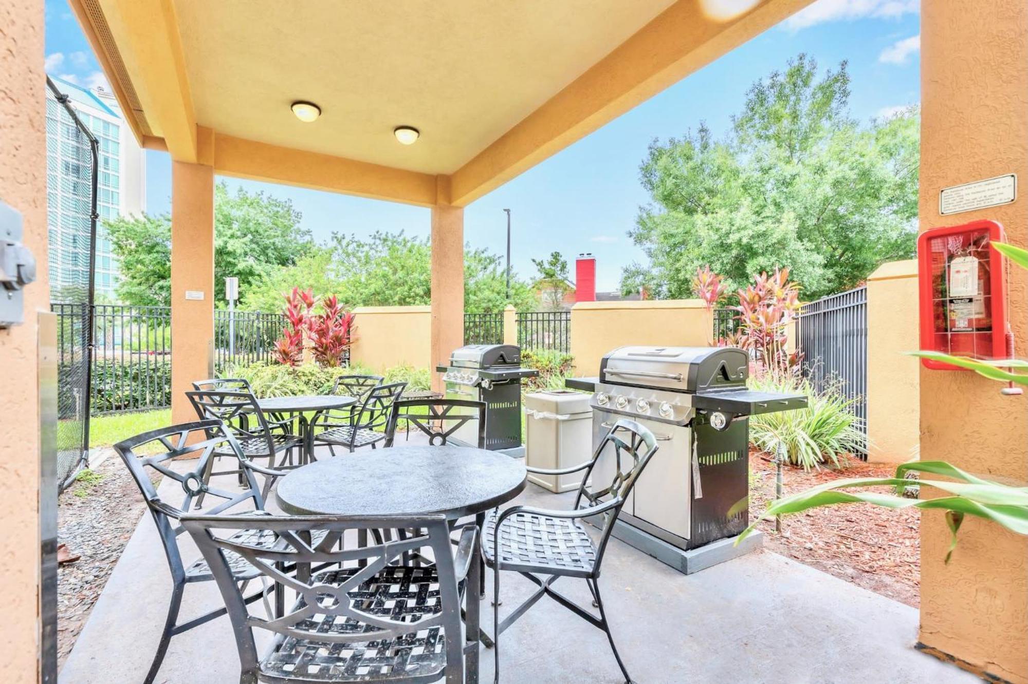 Contemporary Apartment With Pool Hot Tub - Close To Universal Studios Orlando Luaran gambar